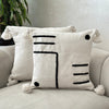 Housse de Coussin à pompons crème noir 50cmx50cm - Ajbir
