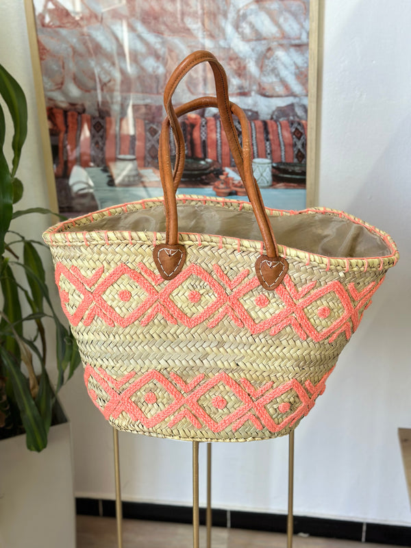 Panier en paille rose - Ajbir