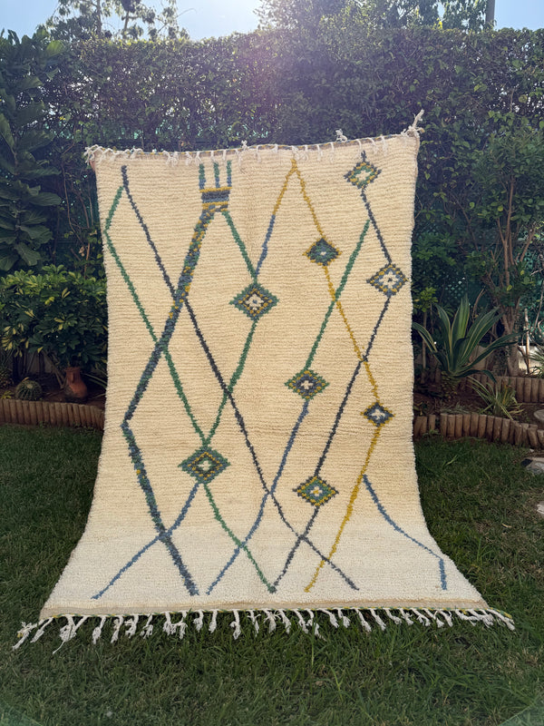 Tapis Berbère Azilal 100% Crème, vert en Laine De Mouton- 2,30m/ 1,48m