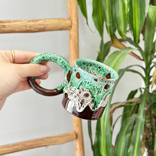 Mug anse milieu moucheté - Ajbir