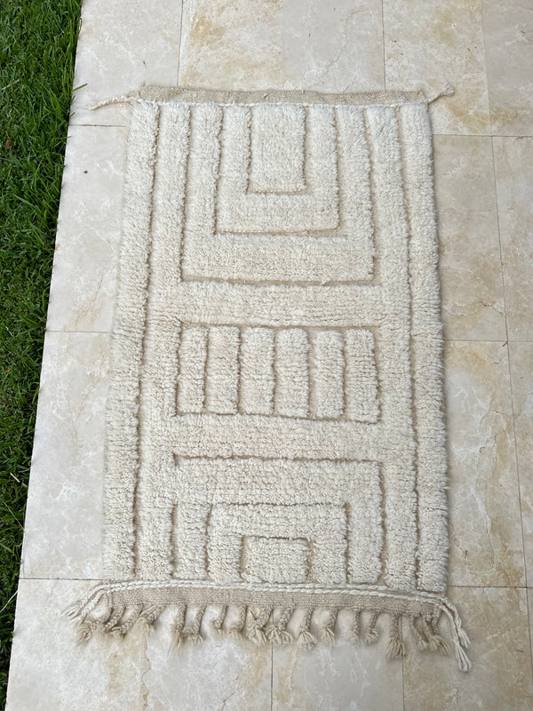 Tapis Beni Ouarain crème - 140cm / 86cm - Ajbir