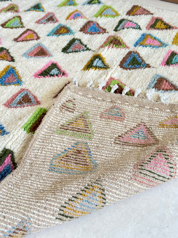 Tapis Azilal coloré 2,81m/1,52m - Ajbir