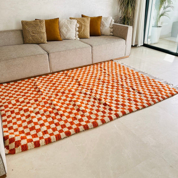 Tapis Beni Ouarain damier orange - 2,42m / 1,62m - Ajbir