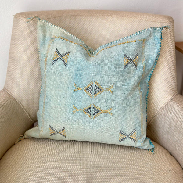 Housse de coussin Sabra (soie de cactus) bleu ciel