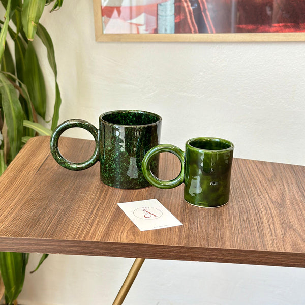 Mug anse milieu moucheté