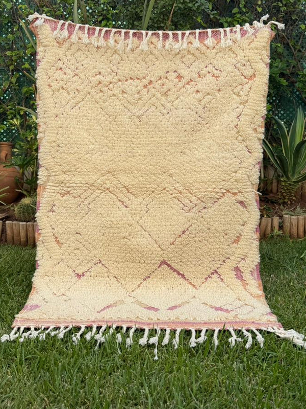 Tapis Berbère Azilal 100% Crème Rose en Laine De Mouton 1,48m /1,01m