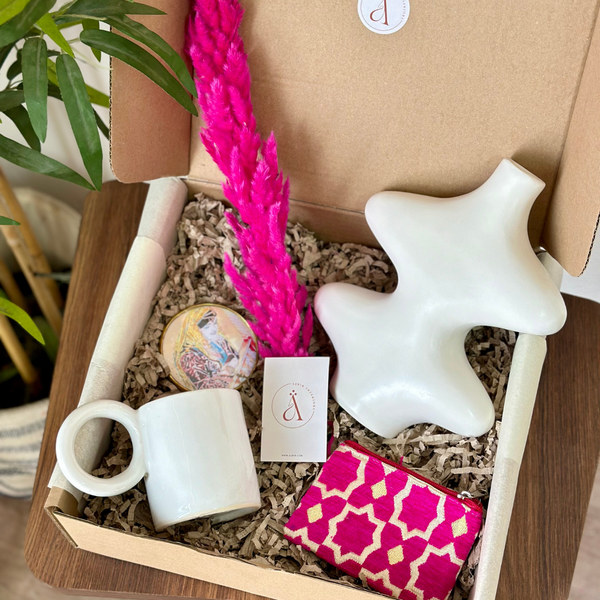 Coffret cadeau artisanal Tayyugt blanc et rose