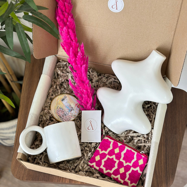 Coffret cadeau artisanal Tayyugt blanc et rose