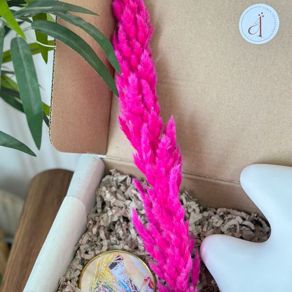Coffret cadeau artisanal Tayyugt blanc et rose
