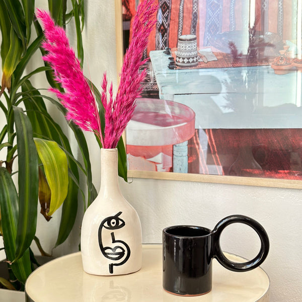 Vase bouteille Oudm - Visage abstrait noir