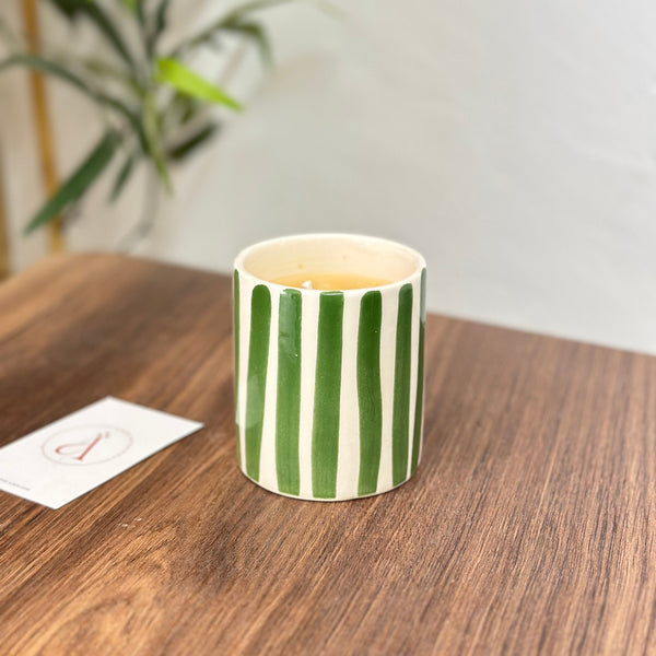 Bougie artisanale rayée en terre cuite parfum Fleur d'Oranger