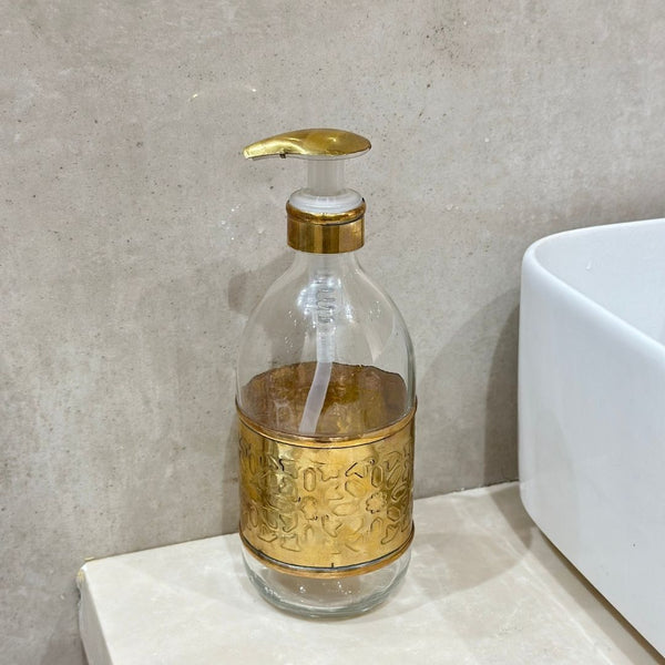 Distributeur de savon en verre et laiton doré grand Zwak - Ajbir