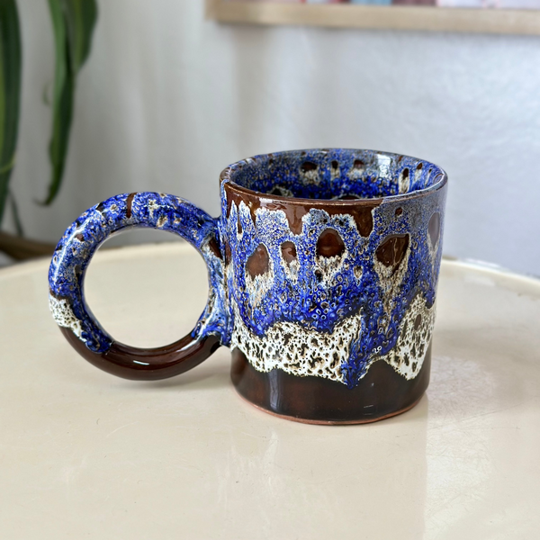 Mug anse milieu moucheté - Ajbir