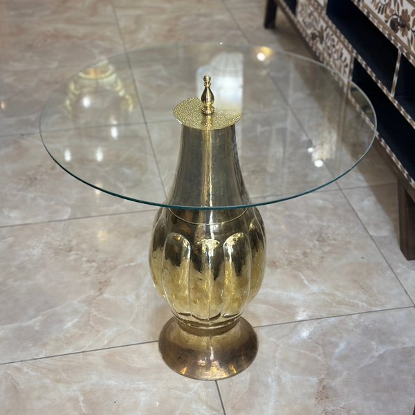 Table basse traditionnelle en laiton et verre