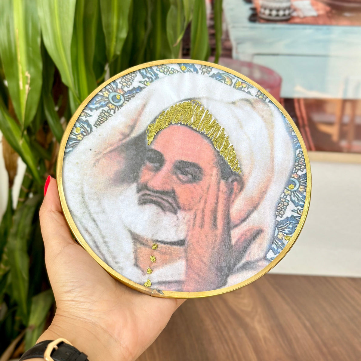 Tableau rond mural en laiton Afkir 18cm - Ajbir