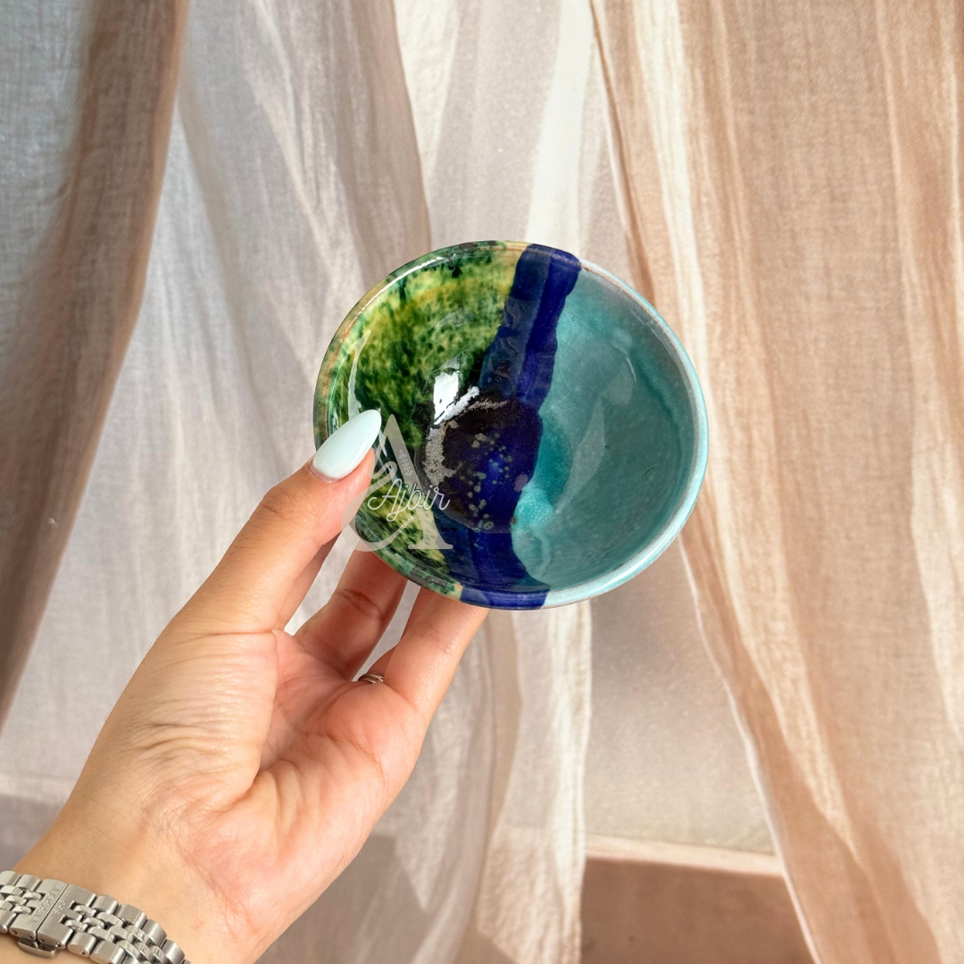 Petit bol artisanal multicolore bleu et vert