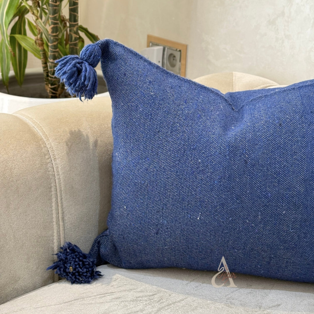 Housse de Coussin artisanale à pompons 45cmx45cm Bleu jean