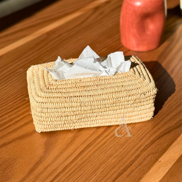 Boîte à mouchoirs en raphia