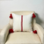 Housse de coussin artisanale à pompons 50cmx50cm rayée blanc et rouge
