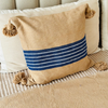 Housse de coussin à pompons 50cmx50cm bleu et beige - Ajbir