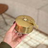 Boite de rangement en laiton doré martelée