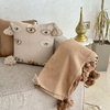 Housse de coussin artisanale à pompons Aln beige