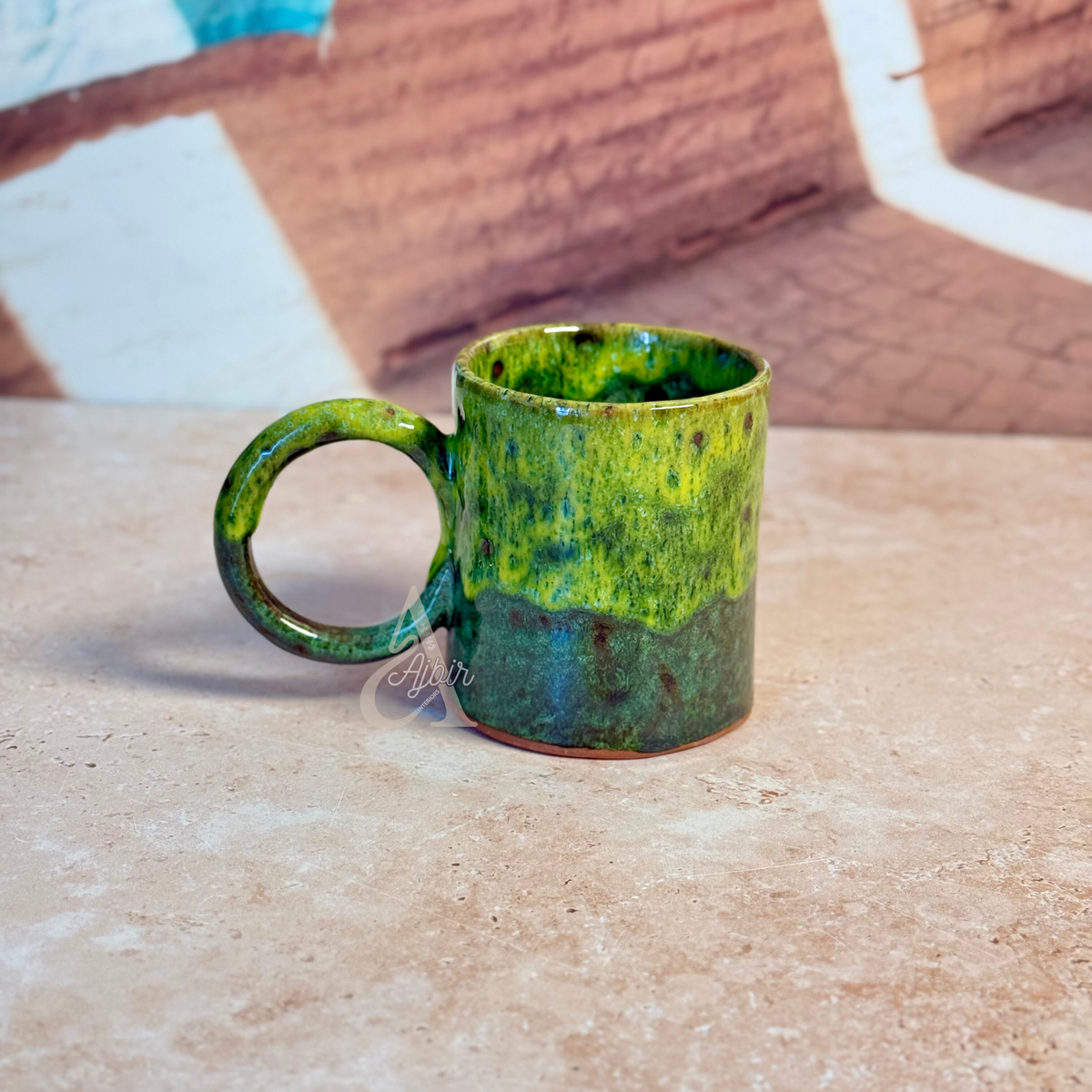 Mug artisanal Azegza en Céramique verte émaillée