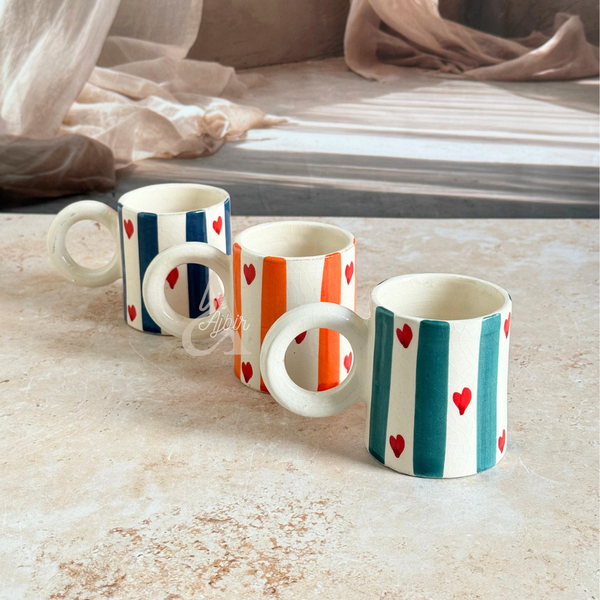 Mug rayé Tayri à coeurs