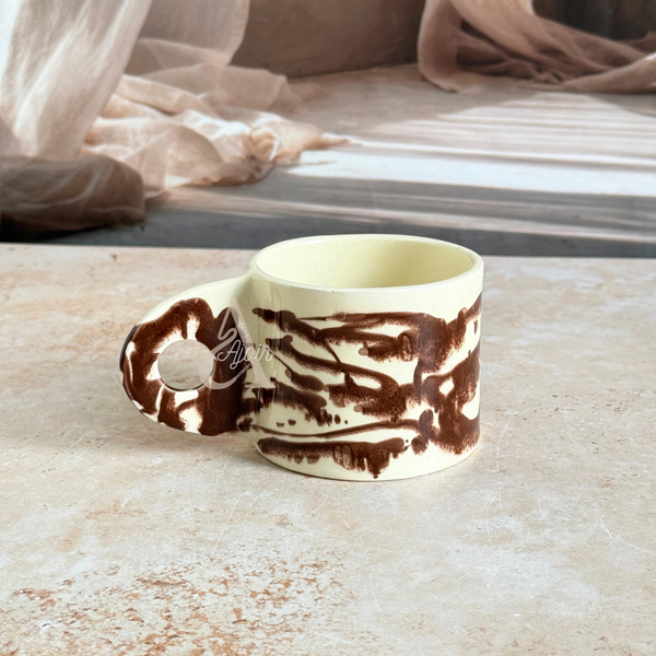 Mug artisanal crème et marron à l'argile blanche Ayyur