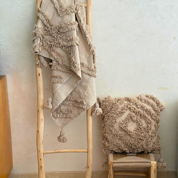 Plaid artisanal uni à pompon Beige 90cm/200cm