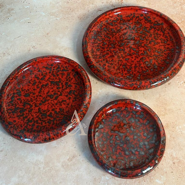 Set de 3 assiettes Amur en céramique artisanale Bordeaux moucheté