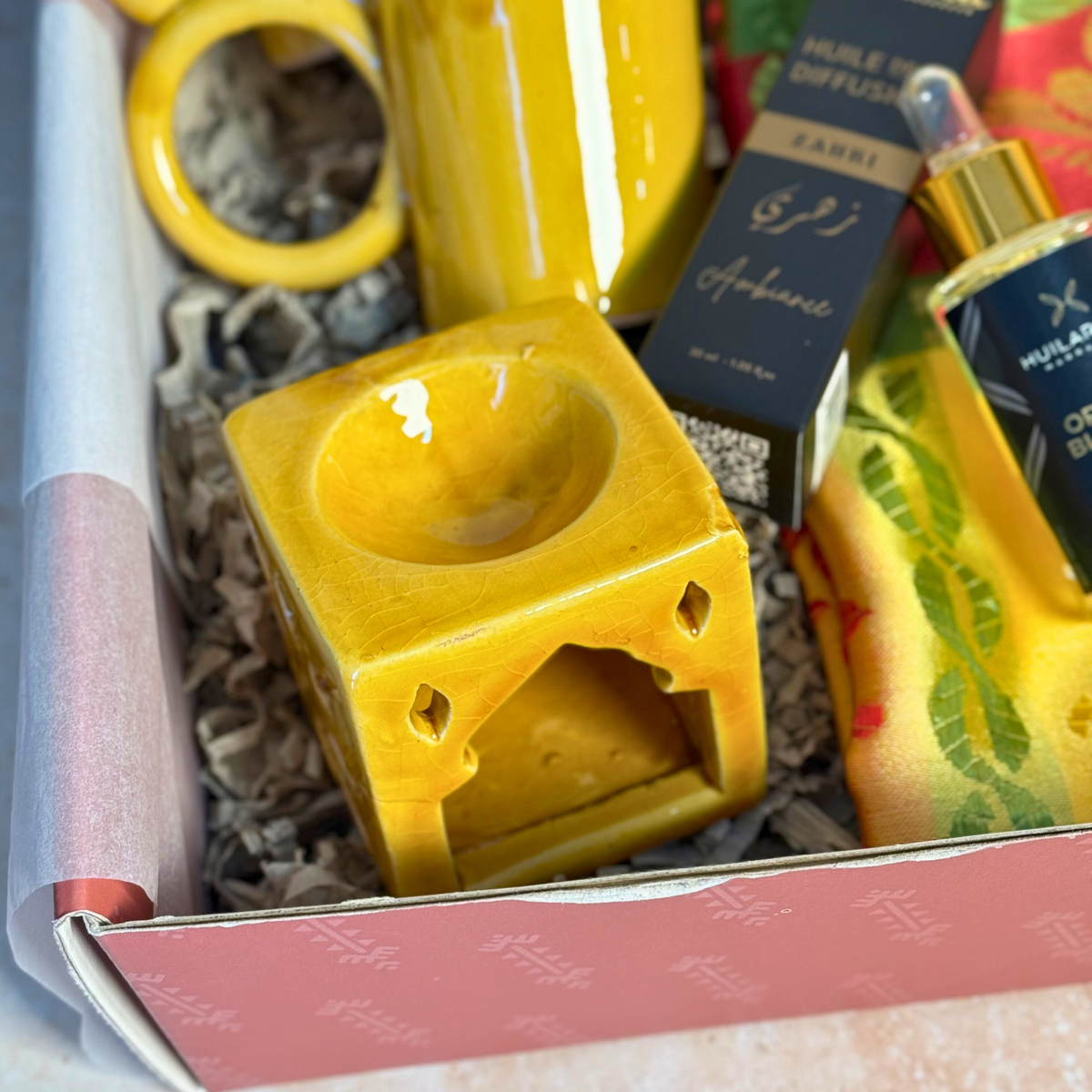 Coffret Cadeau Artisanal Tifawin Jaune | Édition Journée de la Femme