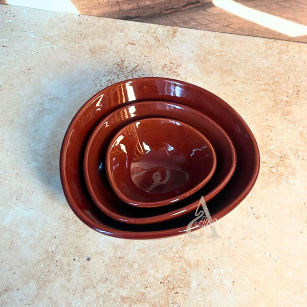 Bol artisanal Tafrant en céramique bordeaux