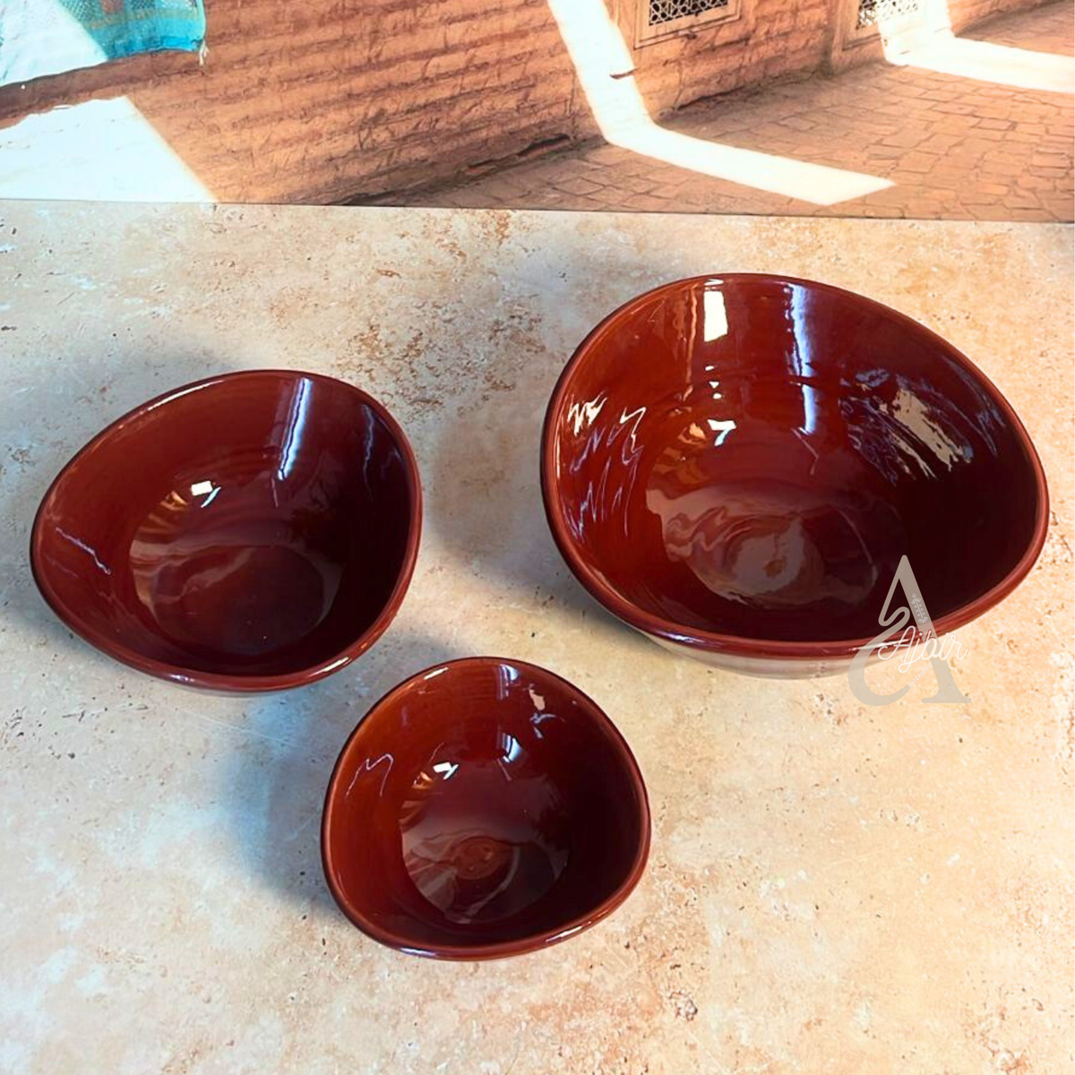 Bol artisanal Tafrant en céramique bordeaux