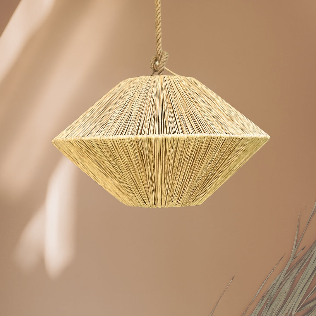 Suspension artisanale en raphia Aggur moyenne