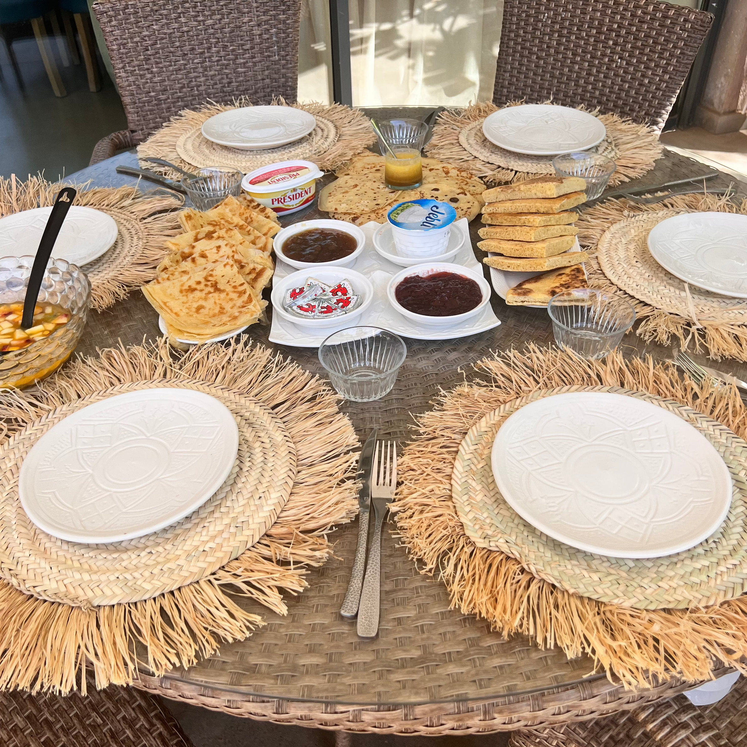 Assiette Tizwelt blanche - Ajbir