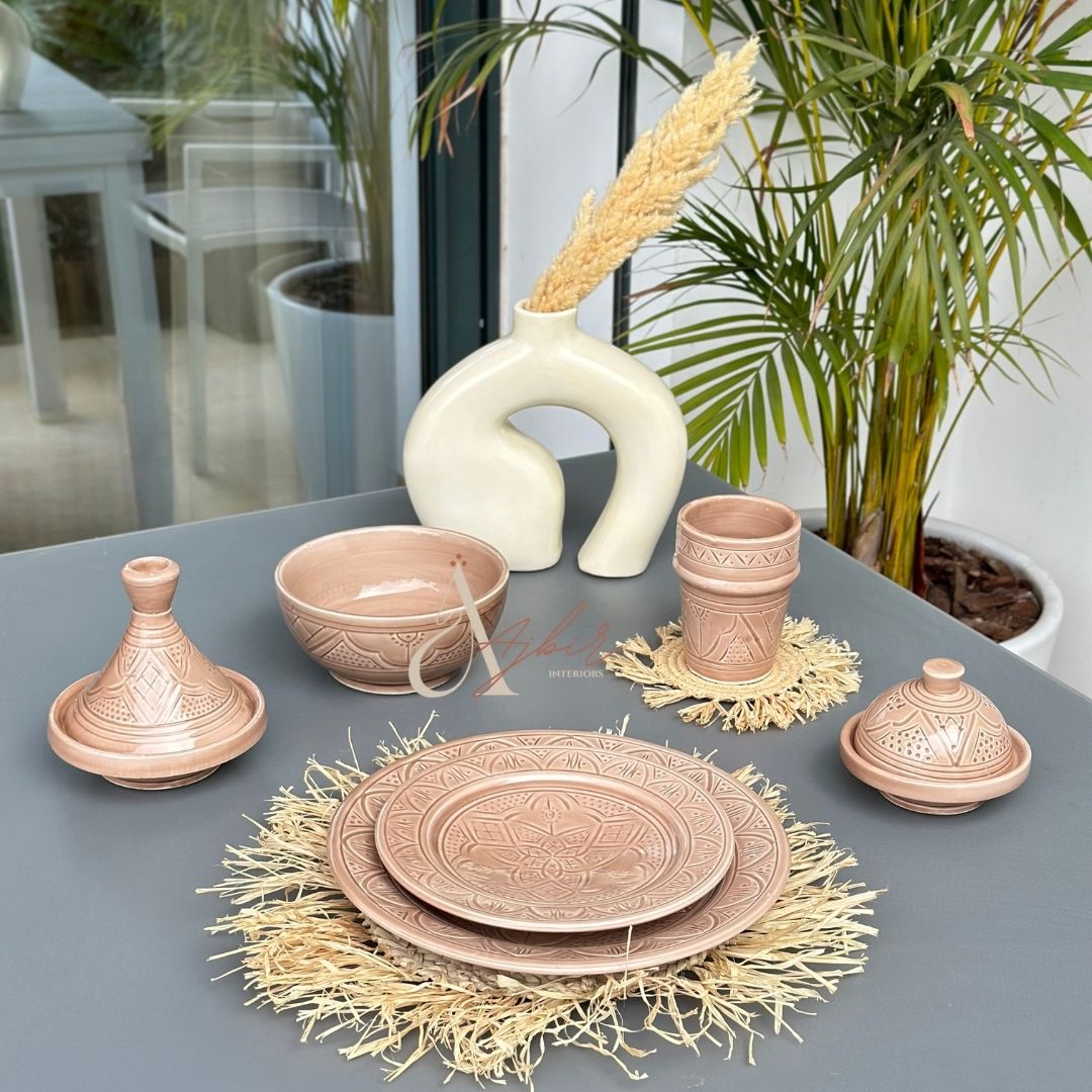 Une table qui raconte