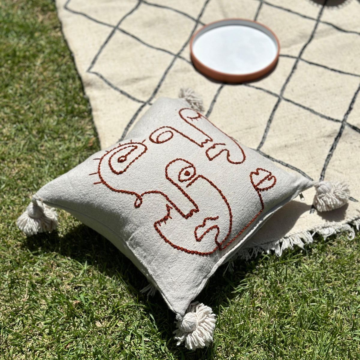 Housse de coussin Oudm terracota pompon crème 50cm/50cm - Ajbir