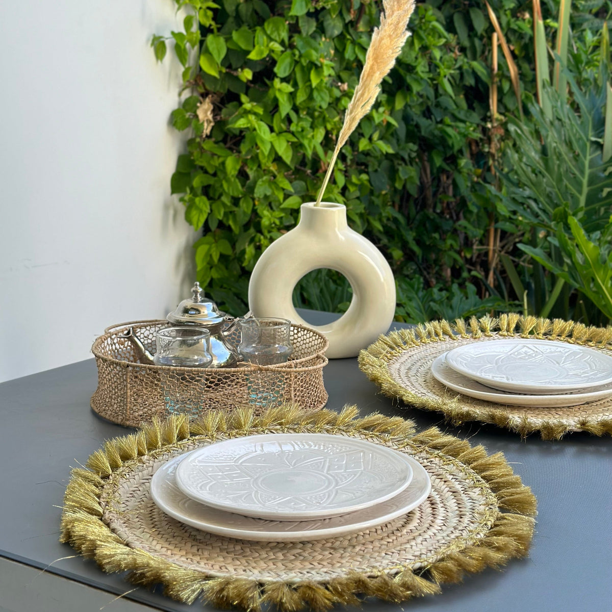 Assiette Tizwelt blanche - Ajbir